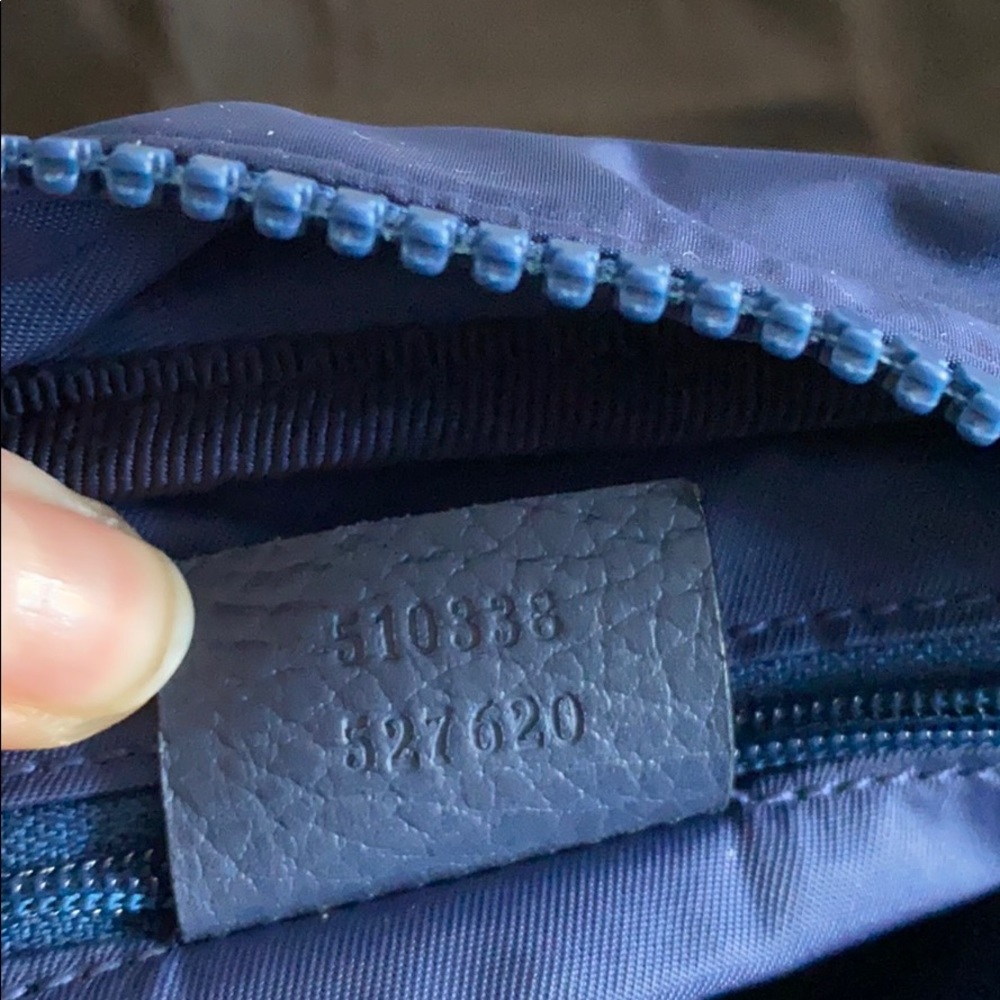 Gucci Large Toiletry Bag - Picture 7 of 10